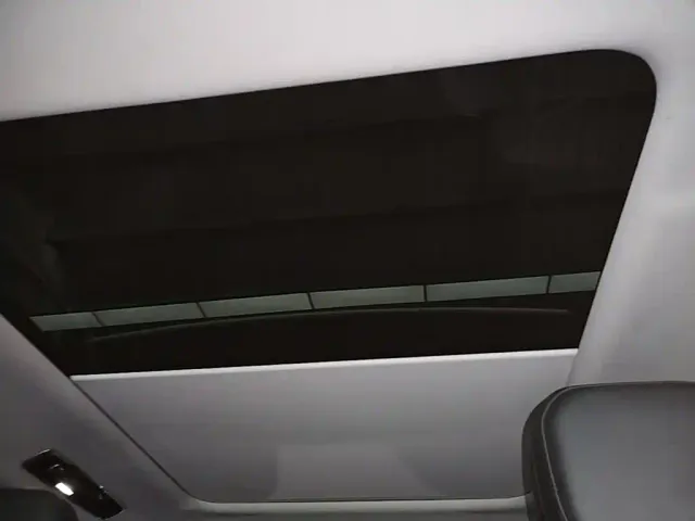 Land Rover Range Rover Sport — Фото автомобиля 17