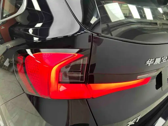 BMW X1 — Фото автомобиля 26