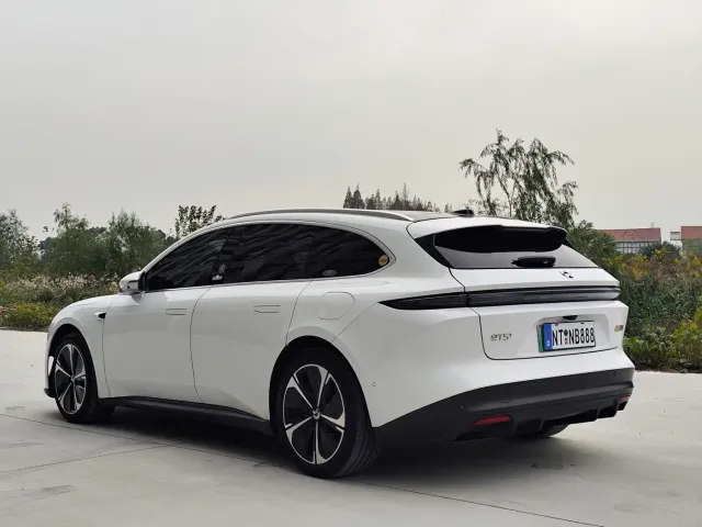 Nio ET5 Touring — Фото автомобиля 7