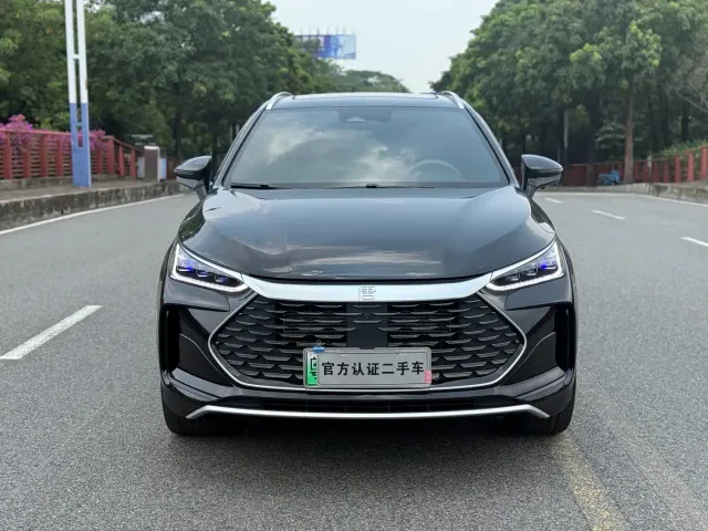 BYD Tang — Фото автомобиля 2