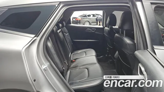 Kia Sportage Sportage 5-е поколение Дизель 2.0 2WD — Фото автомобиля 11