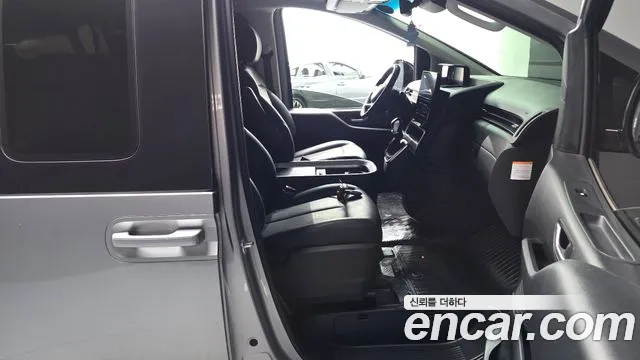 Hyundai Staria Staria — Фото автомобиля 26