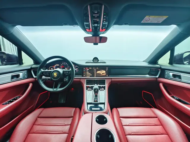 Porsche Panamera — Фото автомобиля 8