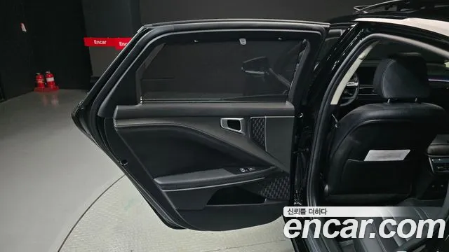 Kia K8 The New K8 2.5 Бензин 2WD — Фото автомобиля 24