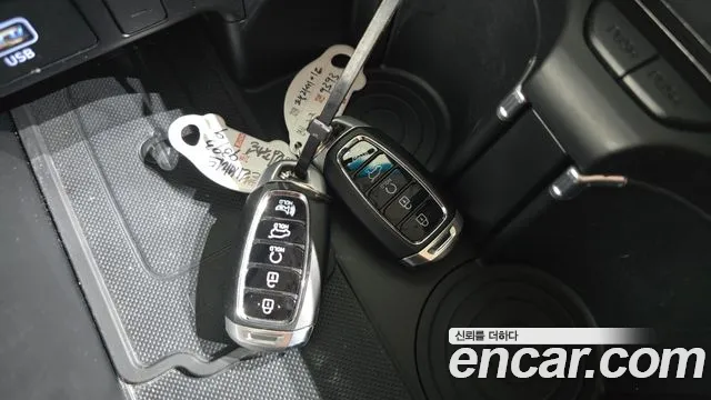 Hyundai Palisade Palisade Бензин 3.8 4WD — Фото автомобиля 16