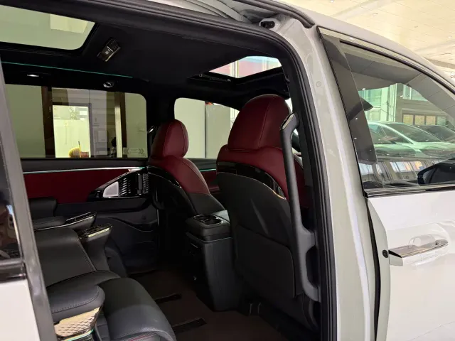 GAC Trumpchi M8 — Фото автомобиля 12