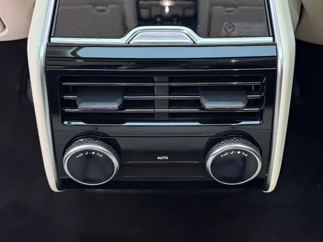 Land Rover Range Rover — Фото автомобиля 18