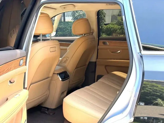 Aito M7 — Фото автомобиля 7