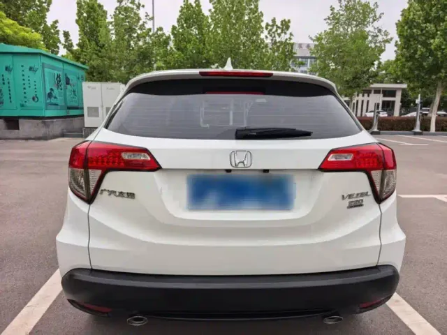 Honda Vezel — Фото автомобиля 5