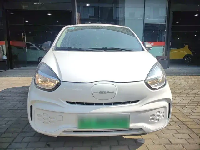 Roewe Clever — Фото автомобиля 2