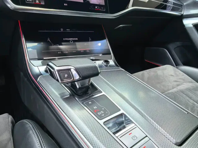 Audi A6L — Фото автомобиля 8