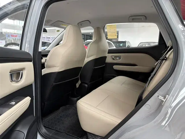 Wuling Binguo PLUS — Фото автомобиля 9