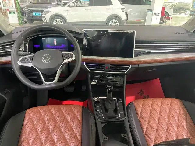 Volkswagen Sagitar — Фото автомобиля 6