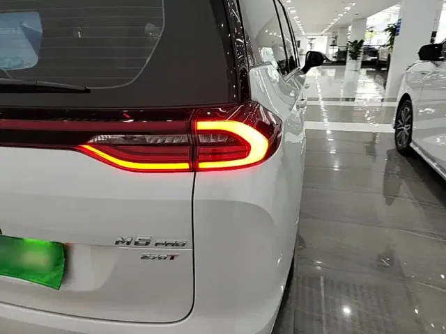 GAC Trumpchi M6 — Фото автомобиля 23