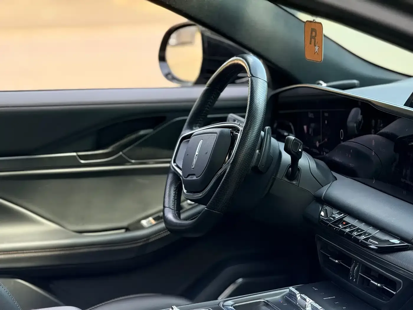 Lincoln Lincoln Z 2022 Model iCool Luxury Edition — Фото автомобиля 24