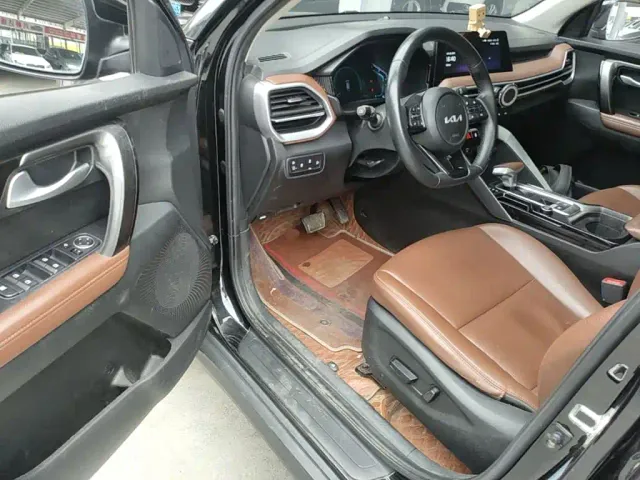 Kia Sportage — Фото автомобиля 15