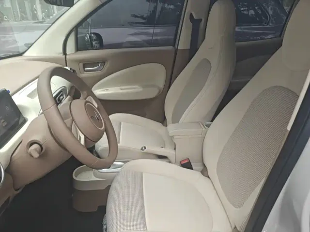 Wuling Hongguang Mini EV — Фото автомобиля 14