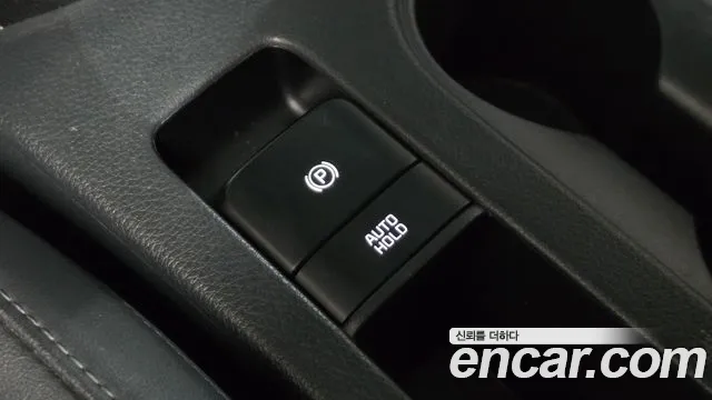 Kia Seltos — Фото автомобиля 25