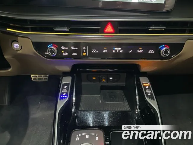 Kia Sorento Дизель 2.2 2WD — Фото автомобиля 15