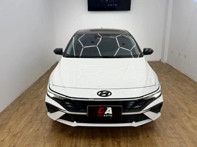 Hyundai Elantra — Фото автомобиля 2