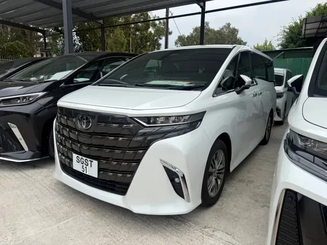 Фотография автомобиля — Toyota Alphard