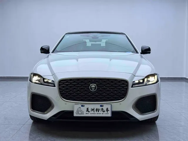 Jaguar XFL — Фото автомобиля 2