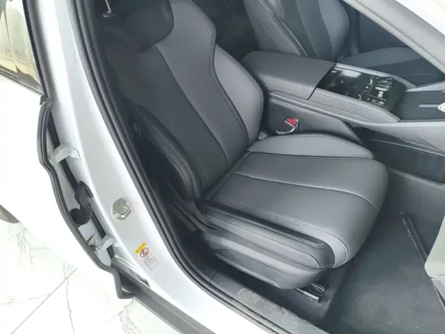 BYD Qin L — Фото автомобиля 24