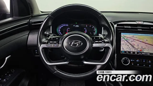 Hyundai Tucson Tucson (NX4) Дизель 2.0 2WD — Фото автомобиля 13