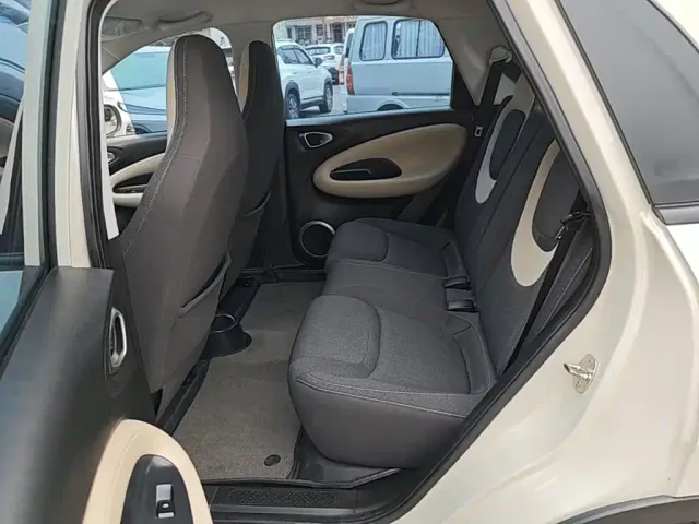Wuling Bingo — Фото автомобиля 16