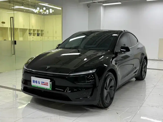 Фотография автомобиля — Tesla Model Y