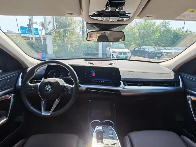BMW X2 — Фото автомобиля 11