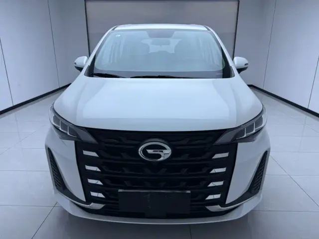 GAC Trumpchi M6 — Фото автомобиля 2