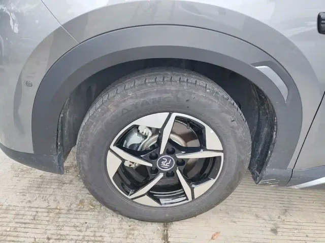 BYD Yuan UP — Фото автомобиля 22
