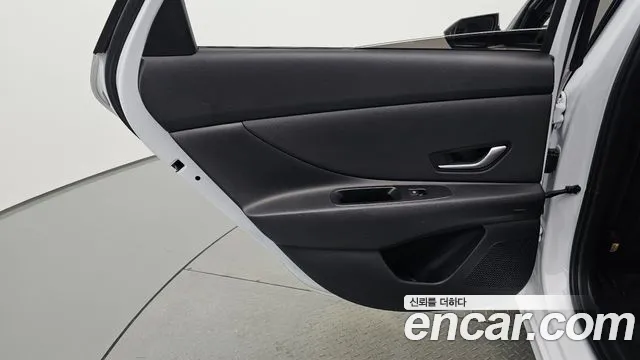 Hyundai Avante CN7 — Фото автомобиля 14