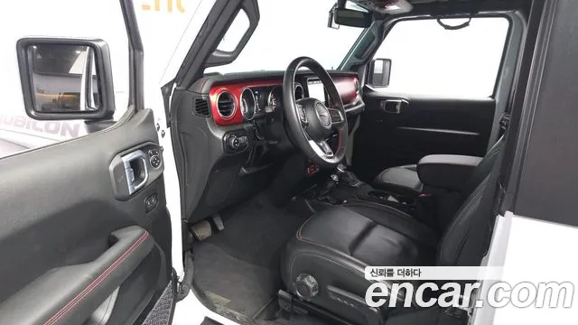Jeep Wrangler — Фото автомобиля 6