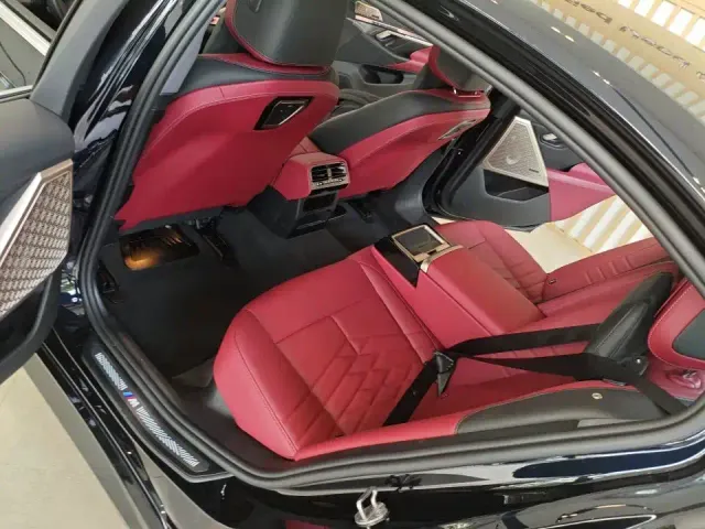 BMW 5 Series — Фото автомобиля 9