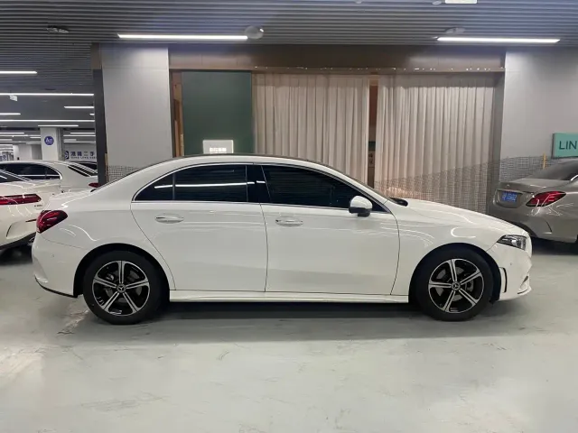 Mercedes-Benz A-Class — Фото автомобиля 4