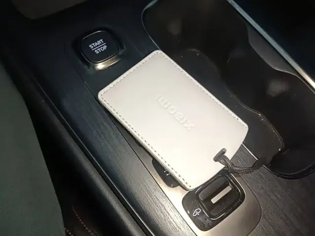 Xiaomi SU7 — Фото автомобиля 8