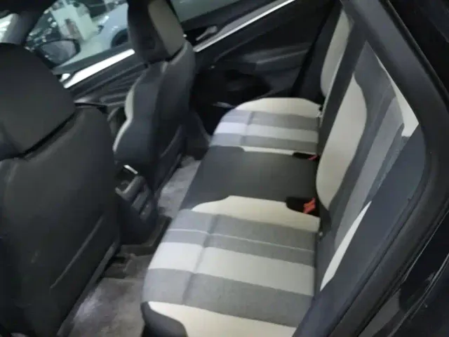 Volkswagen ID.4 Crozz — Фото автомобиля 16