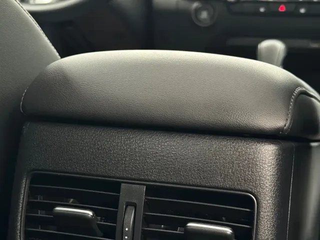 Mazda Axela — Фото автомобиля 15