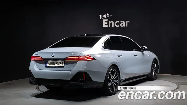 BMW 5-Series 5 серия (G60) 530i xDrive M Sport — Фото автомобиля 2