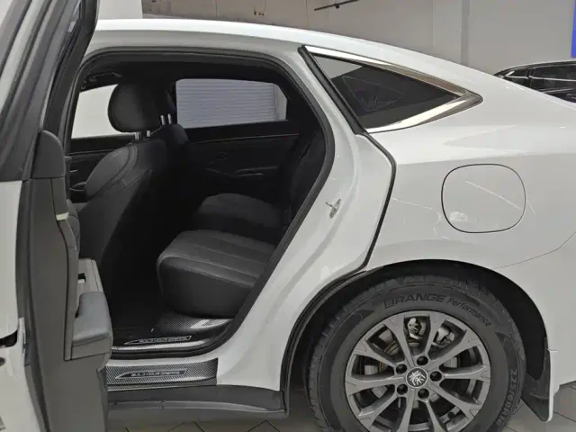 BYD Qin L — Фото автомобиля 11