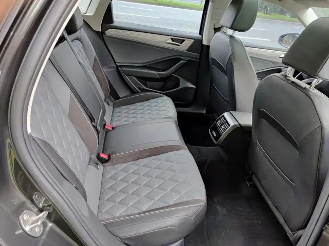 Volkswagen Sagitar — Фото автомобиля 11