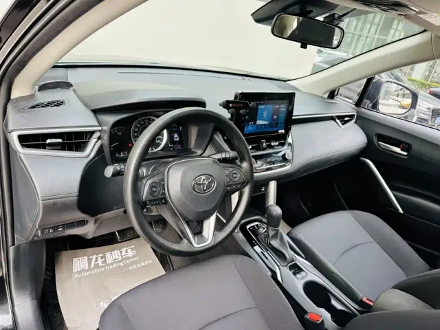 Toyota Corolla Cross — Фото автомобиля 9