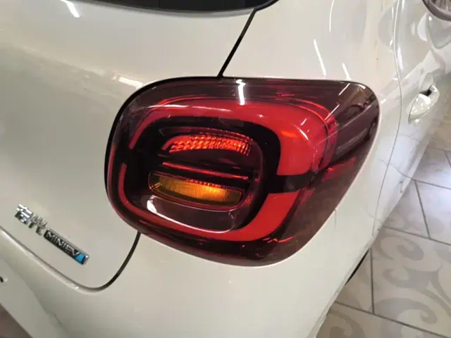 Wuling Hongguang Mini EV — Фото автомобиля 7