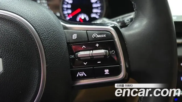 Kia Carnival 4th Gen — Фото автомобиля 16