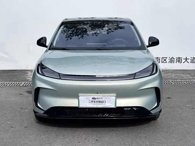 Arcfox T1 — Фото автомобиля 2