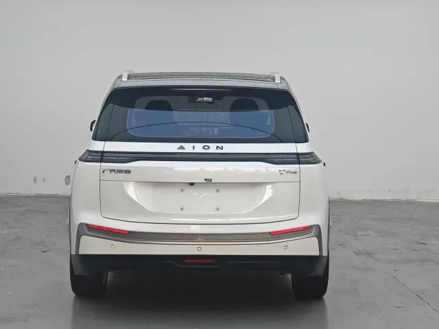 GAC Aion Y — Фото автомобиля 8
