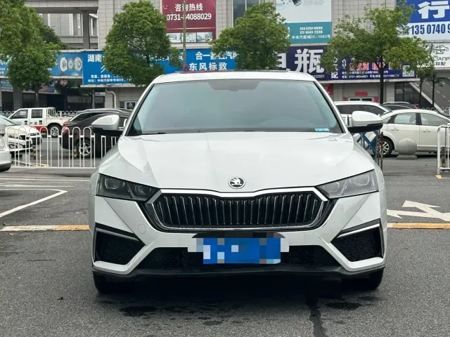 Skoda Octavia — Фото автомобиля 2