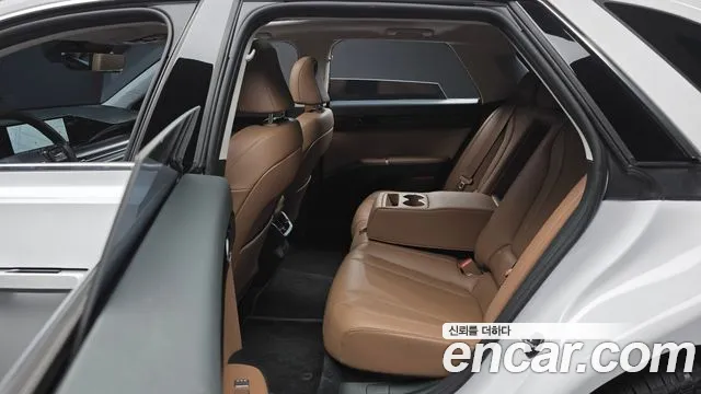 Hyundai Grandeur GN7 — Фото автомобиля 16